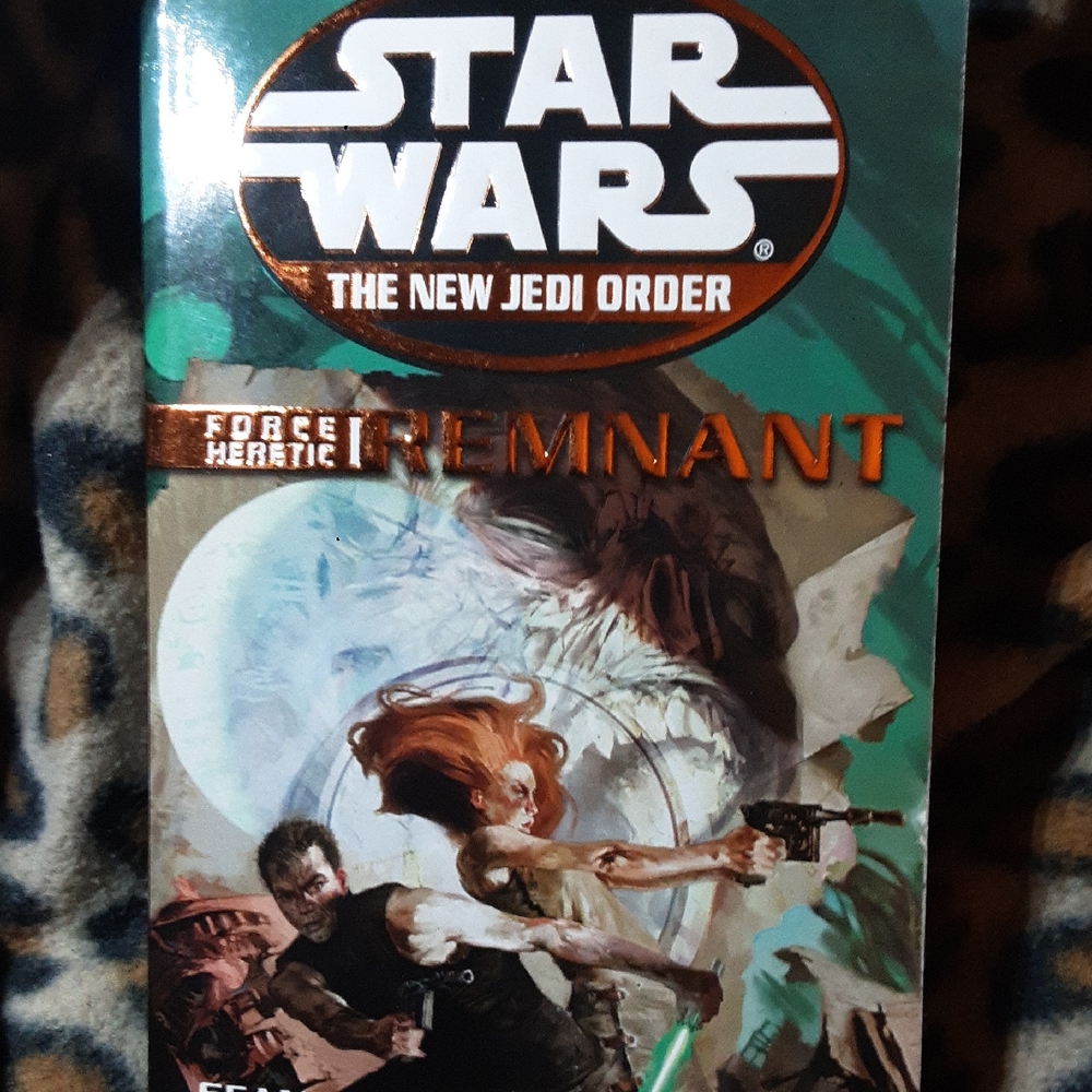 Star Wars paperback with teal, green and orange cover art